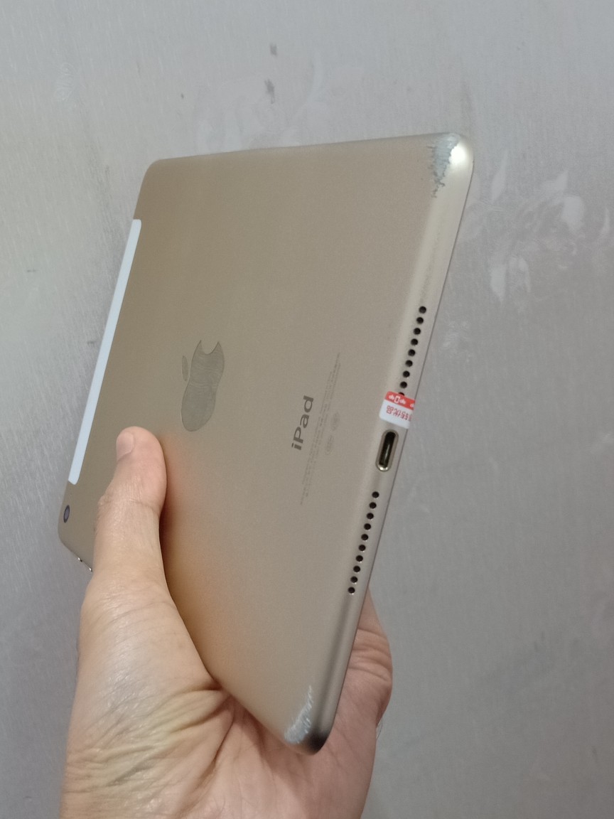 ipad mini4,32g,国行,插卡 wifi装无拆无修:,已出