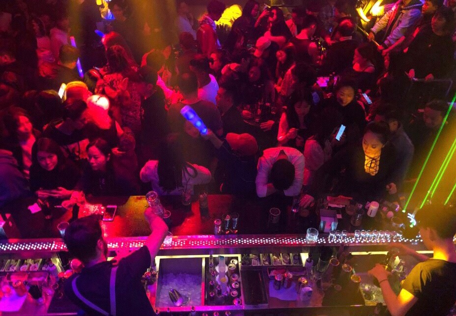 成都兰桂坊酒吧 蹦迪 攻略(人均消费100)
