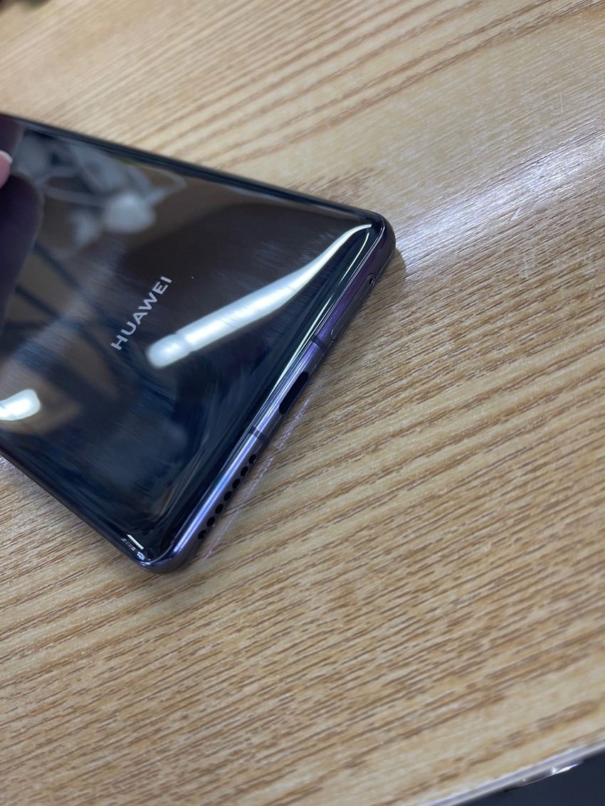 华为mate40PRO,华为Mate40pro屏幕 华为mate40pro
