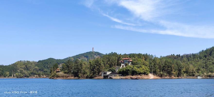 眉山乐山耍三天